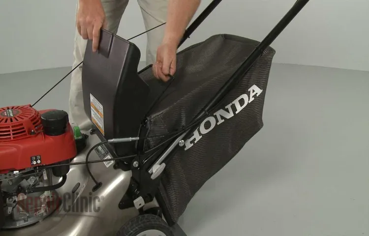 how to attach toro lawn mower bag
