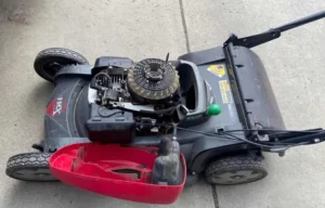 How to Fix Surging Lawn Mower: Troubleshooting Tips and Solutions