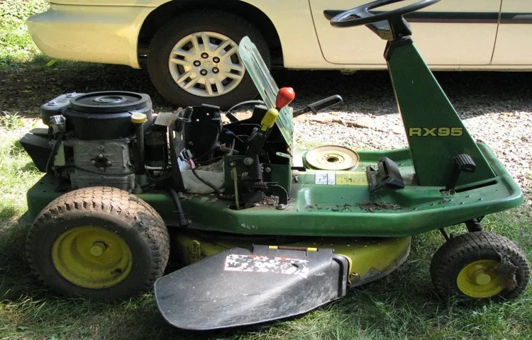 how to get water out of gas tank lawn mower