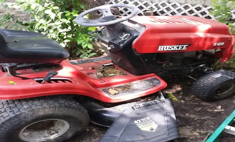 who makes huskee riding lawn mower