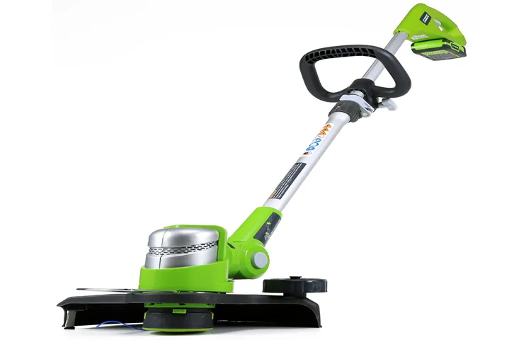 What Is the Best Battery Operated Weed Trimmer for Efficient Lawn Maintenance?