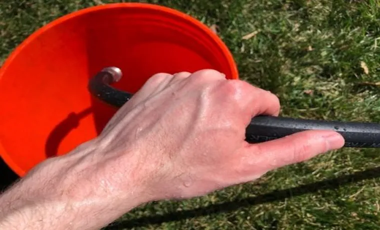 How Much Water is in a 100 Foot Garden Hose: Demystifying Water Capacity