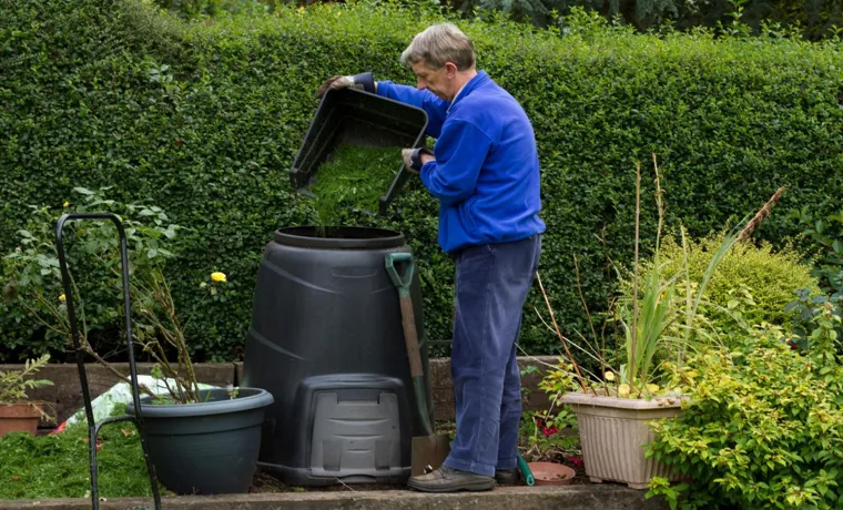 how to keep rodents out of compost bin
