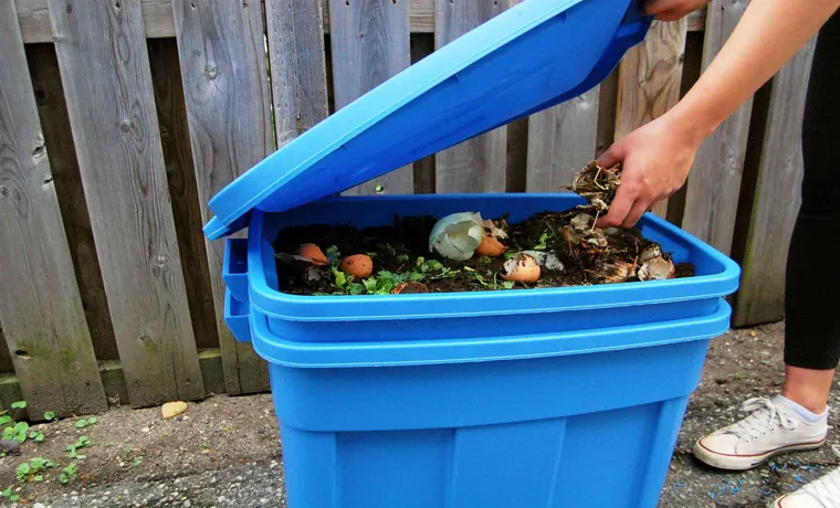 How to Make a Compost Bin: Grim Trash Can Edition