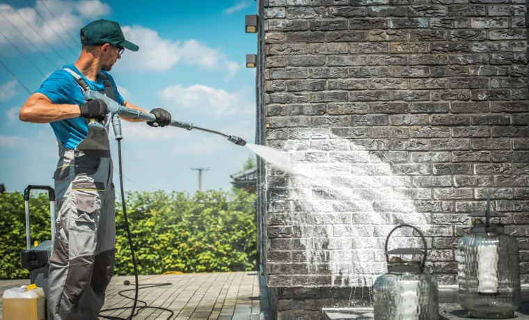 how to wash house with pressure washer