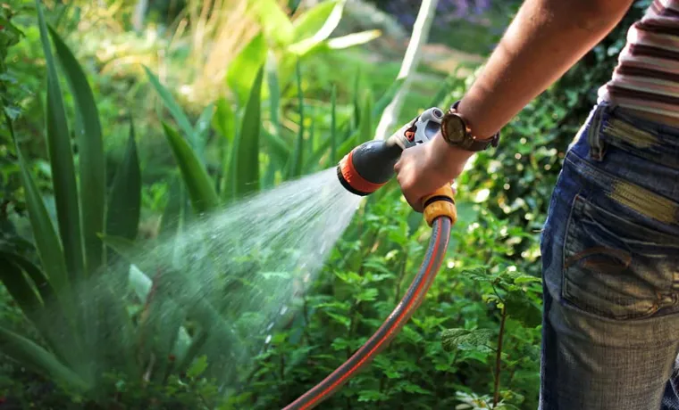 how do garden hoses work