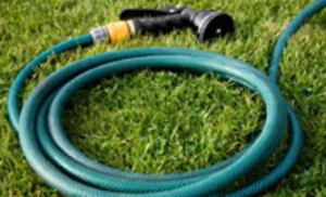 How Do You Say Garden Hose in Spanish? Learn the Translation Here