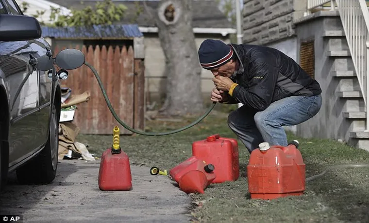how do you siphon gas with a garden hose