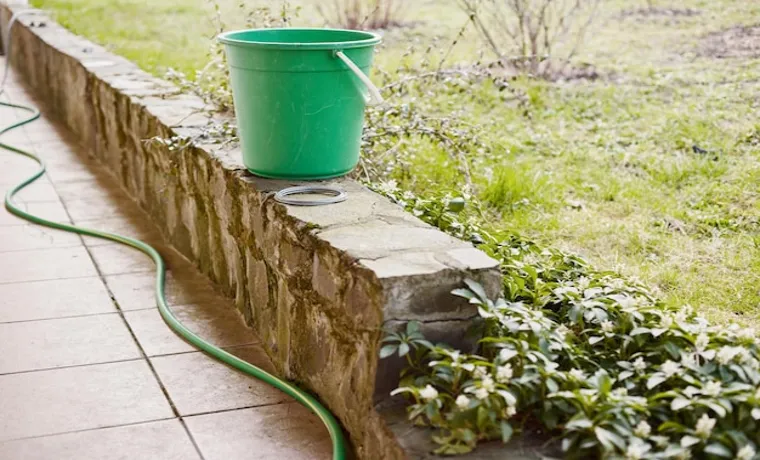 how fast does a garden hose fill a 5gallon bucket