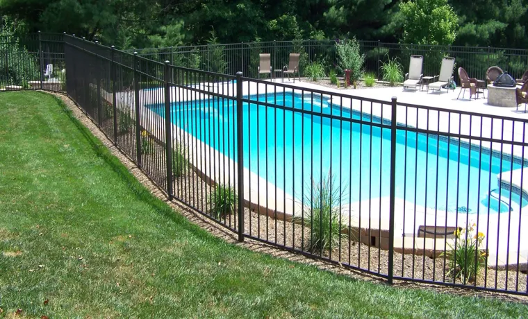 how high should a pool fence be