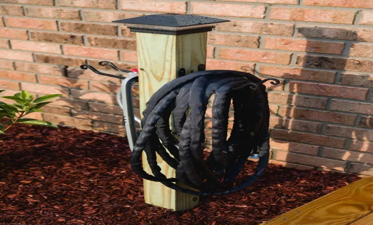 how to make a garden hose hanger
