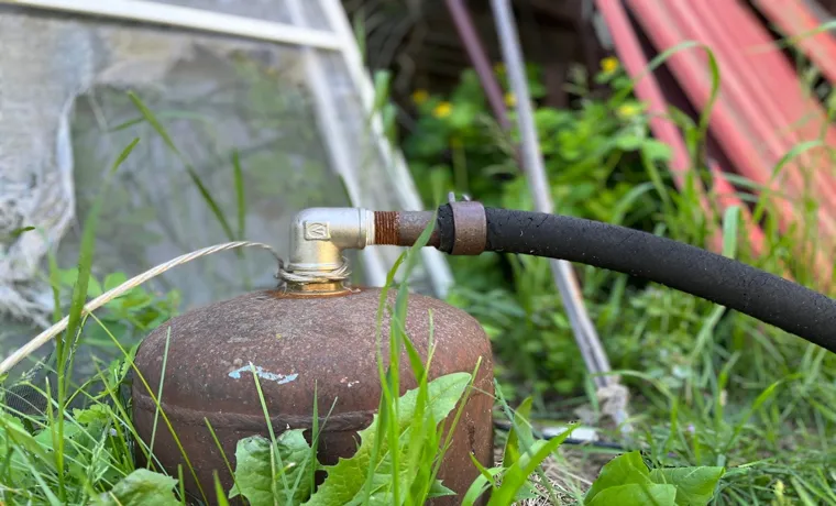 how to remove corroded garden hose
