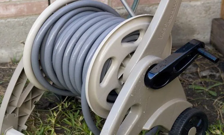 how to wind a garden hose onto a reel